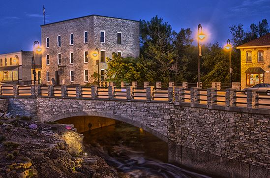 night view of bridge and buldings