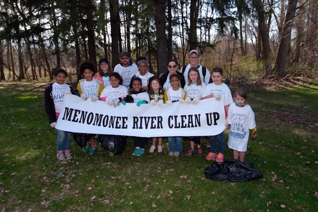 2015_Menomonee_River_Cleanup_Menomonee_Falls (24 of 57)