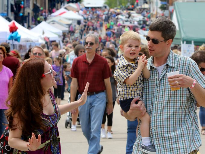 falls memorial fest M