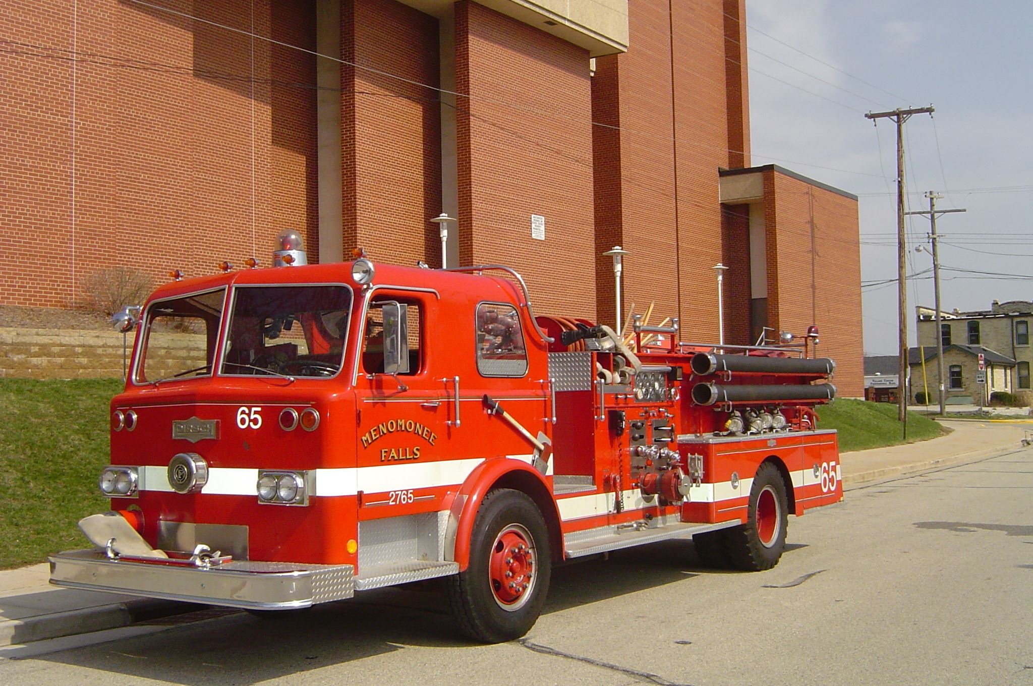 Engine 2765 Opens in new window