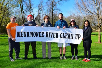 Menomonee River Cleanup (12 of 63)